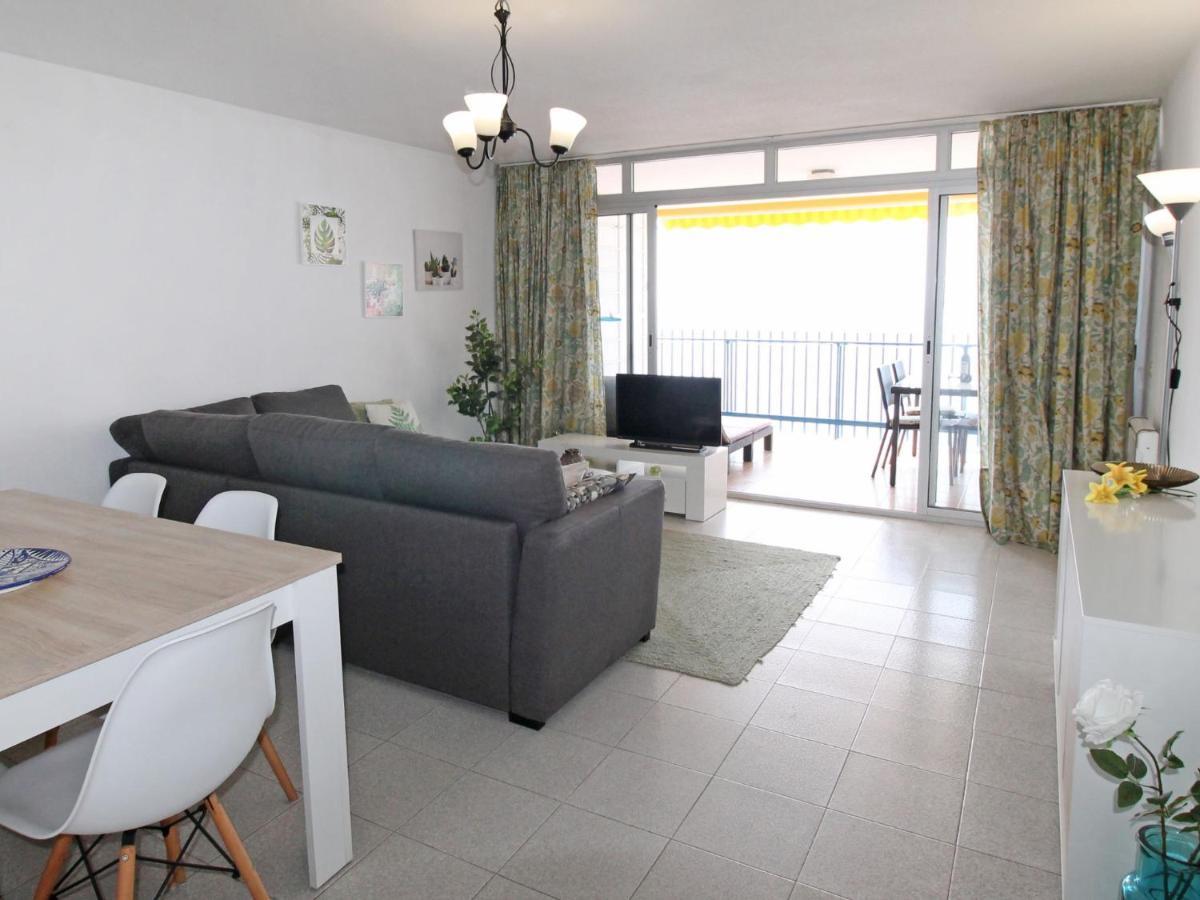 Apartment Palmeras Playa Levante First Line By Interhome Benidorm Eksteriør bilde
